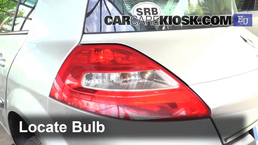 2003 Renault Megane Authentique 1.5L 4 Cyl. Turbo Diesel Éclairage Feu clignotant arrière (remplacer l'ampoule)